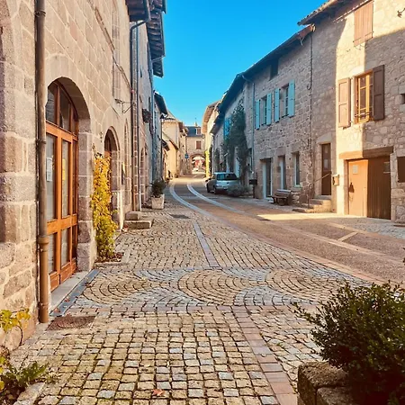 Maison Au Coeur De Marcoles, 2ch, 4pers, Jardin Semesterbostad Marcoles