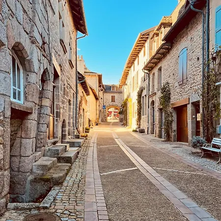 Maison De Village Medieval, 2ch, 4pers, Jardin