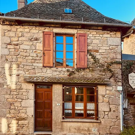 Holiday home Maison De Village Medieval, 2ch, 4pers, Jardin