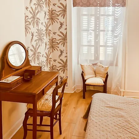 Maison Au Coeur De Marcoles, 2ch, 4pers, Jardin